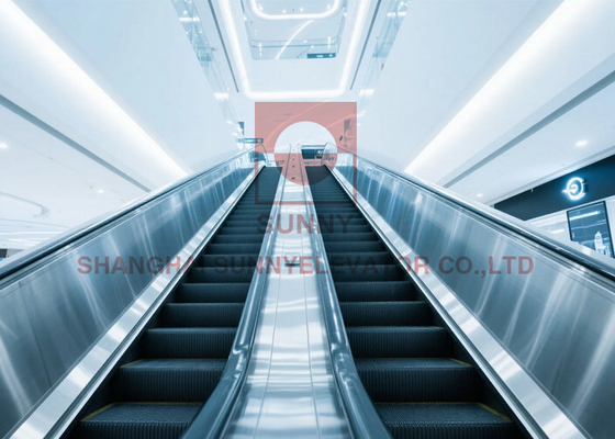 Elevadores e escadas rolantes comerciais certificados EN115 para centros comerciais